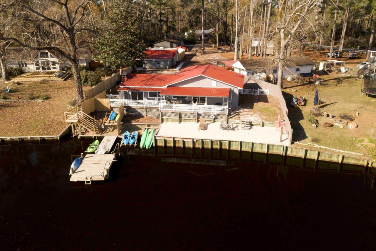 The Grey Goose Waterfront Home With Beach New Bern Exterior photo