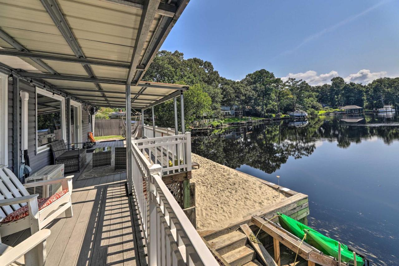 The Grey Goose Waterfront Home With Beach New Bern Exterior photo