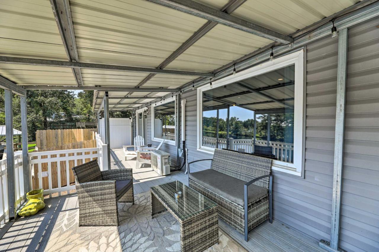 The Grey Goose Waterfront Home With Beach New Bern Exterior photo