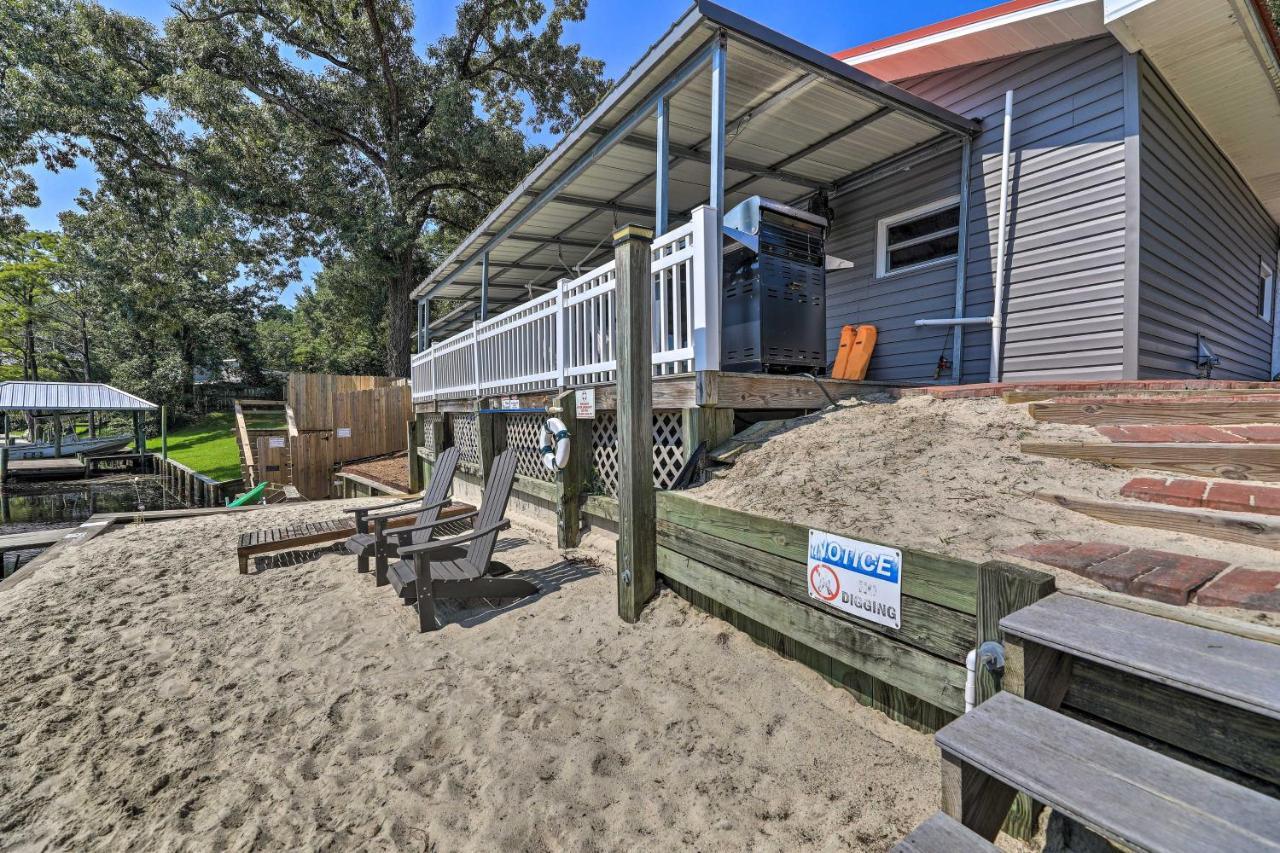 The Grey Goose Waterfront Home With Beach New Bern Exterior photo